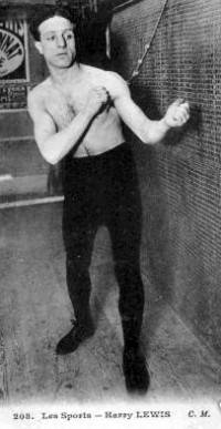 Harry Lewis boxer