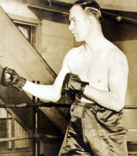 Chuck Wiggins boxer