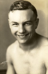 Leo Lomski boxer