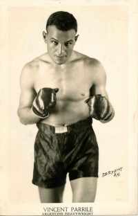 Vicente Parrile boxer