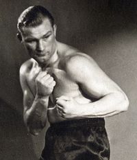 Karel Sys boxer