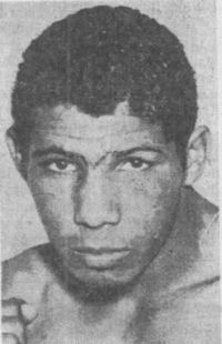 Johnny Santos boxer