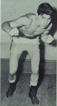 Tommy Salem boxer