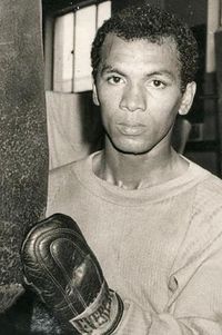 Miguel Herrera boxer