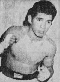 Cesar Deciga boxer
