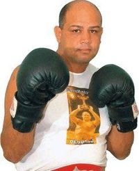Marcos Celestino boxer
