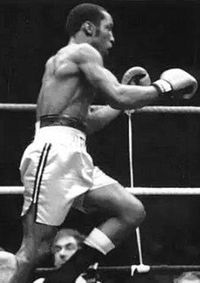 Anthony Logan boxer