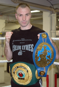 Colin Lynes boxer