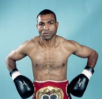 Vince Phillips boxer