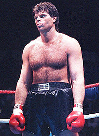Mark Gastineau boxer
