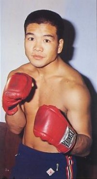 Kuniaki Shibata boxer