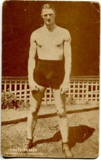 Knute Hansen boxer