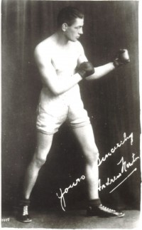 Andy Newton boxer
