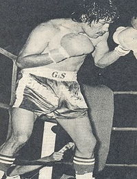 Eduardo Aracena boxer