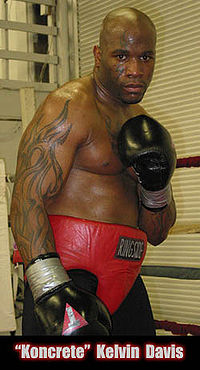Kelvin Davis boxer