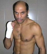 Hacine Cherifi boxer