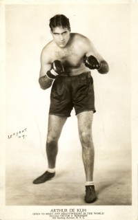 Arthur De Kuh boxer