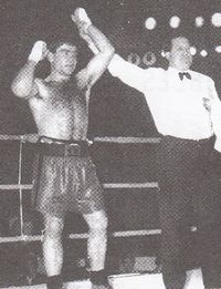 Alfredo Naveiras boxer