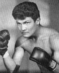 Raul Montoya boxer