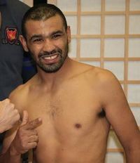 Mounir Guebbas boxer