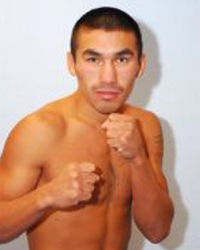 Denis Shafikov boxer