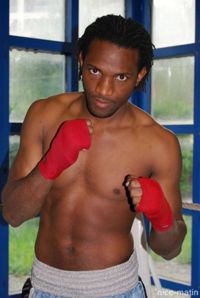 Jose Tavares boxer
