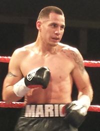 Mario Perez boxer