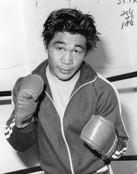 Bert Nabalatan boxer
