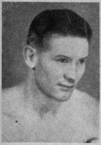 Walter Momber boxer
