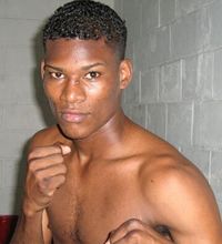 Breidis Prescott boxer