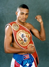 Felix Trinidad boxer