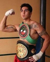 Michael Medina boxer