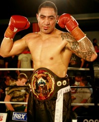 Dominic Vea boxer