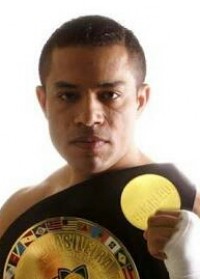 Everaldo Praxedes boxer