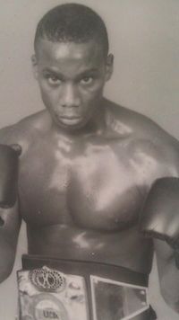 Tyrone Frazier boxer