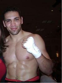 Erick Vega boxer