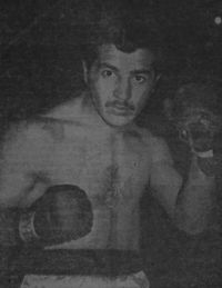 Carlos Lizano boxer