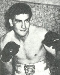 Jose Angel Manzur boxer