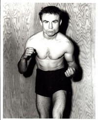 Kenny Davis boxer