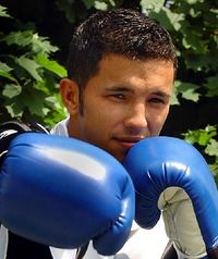 Manny Lopes boxer