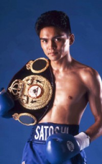 Satoshi Iida boxer