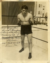 Moise Bouquillon boxer