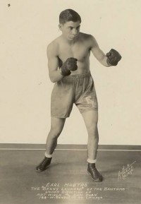 Earl Mastro boxer