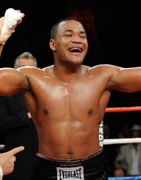 Henry Namauu boxer