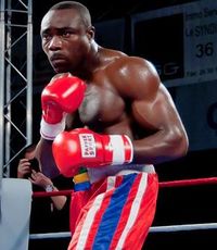 Taylor Mabika boxer