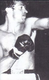 Jaime Valladares boxer