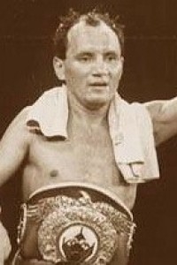Isidro Perez boxer