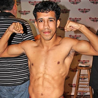 Daniel Lozano boxer