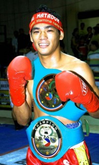 Arthur Villanueva boxer