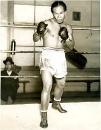 Joe Mendiola boxer